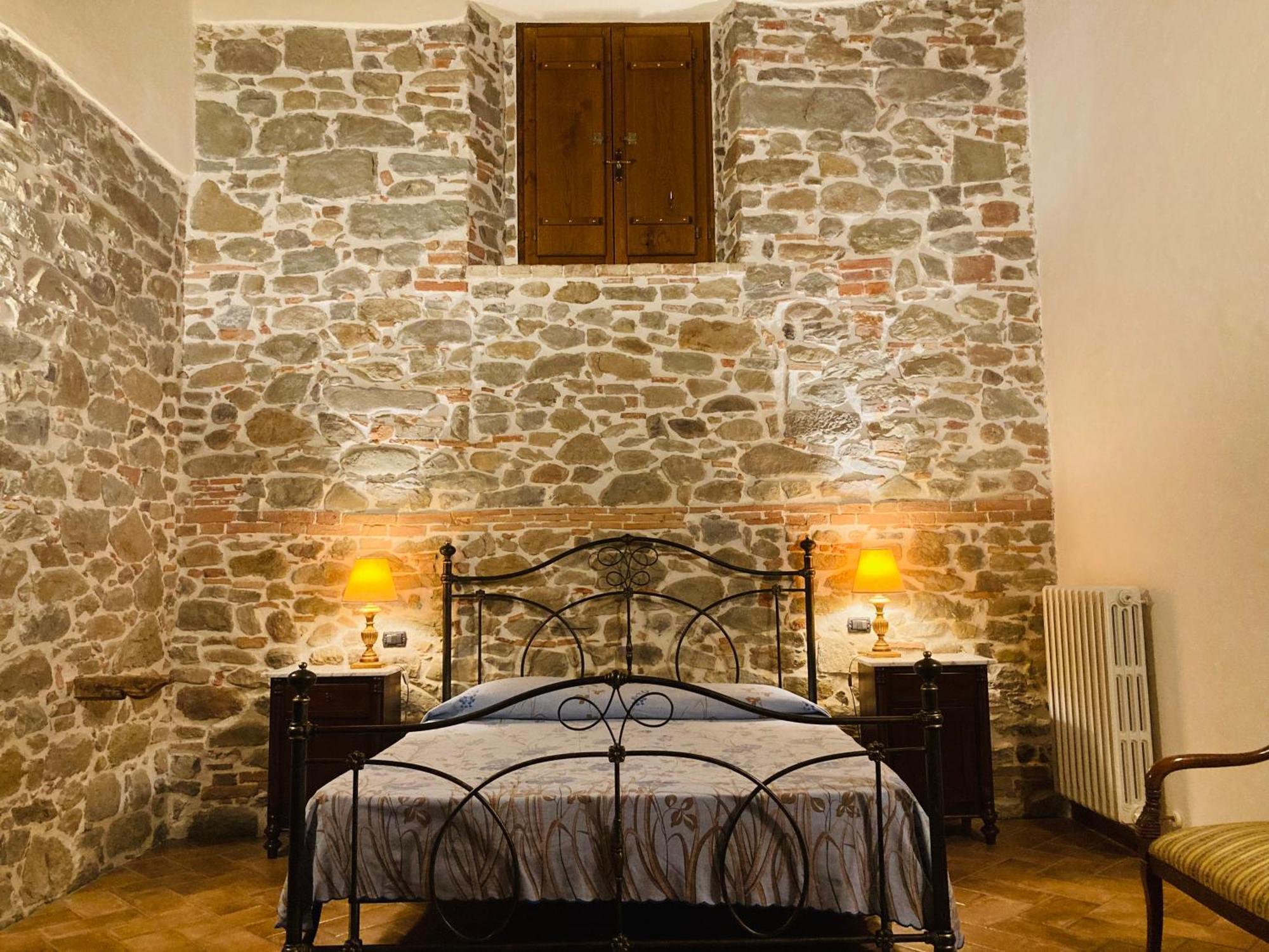 Agriturismo Tramonti 카스틸리오네 디 가르파냐나 외부 사진