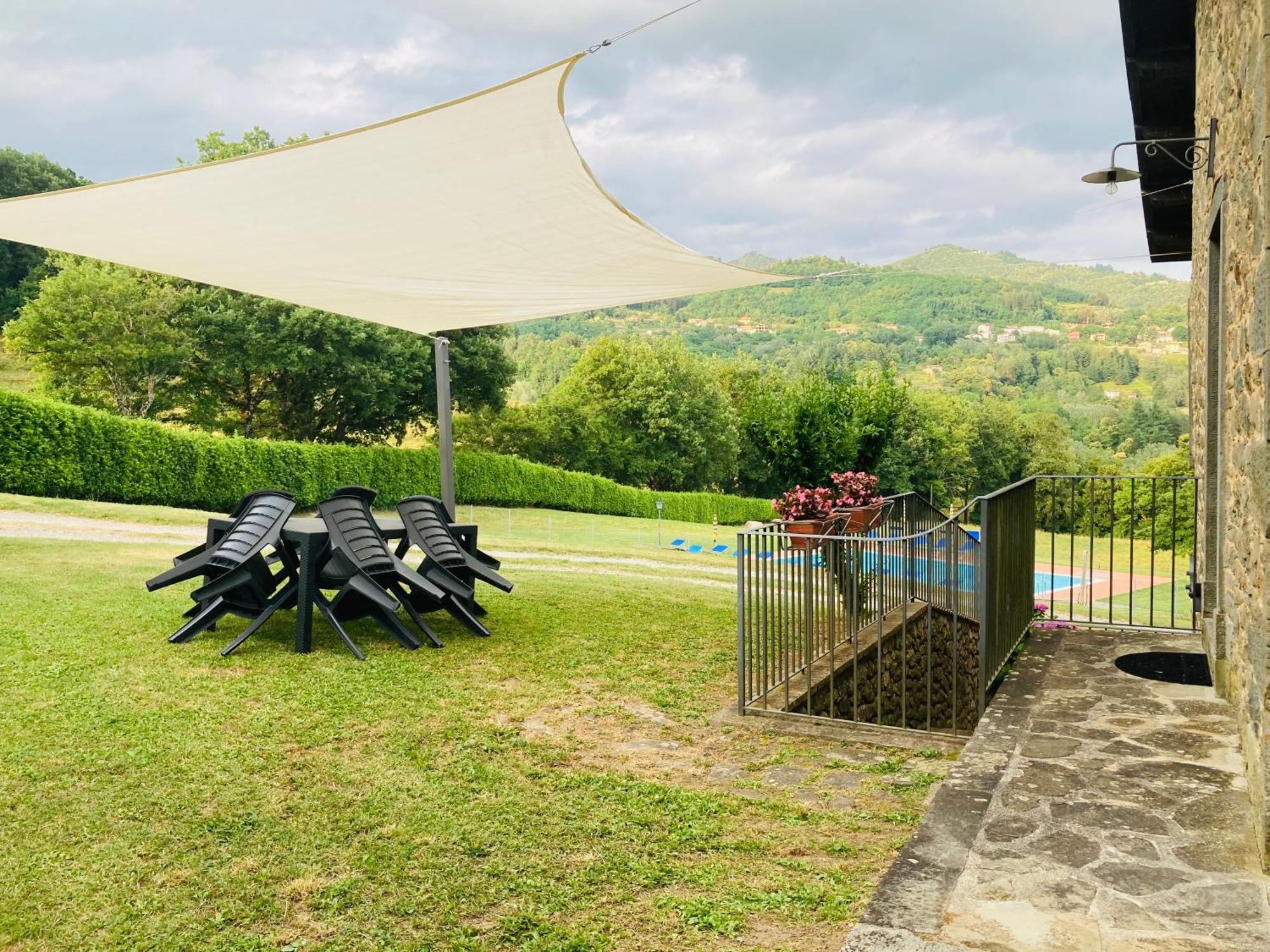 Agriturismo Tramonti 카스틸리오네 디 가르파냐나 외부 사진
