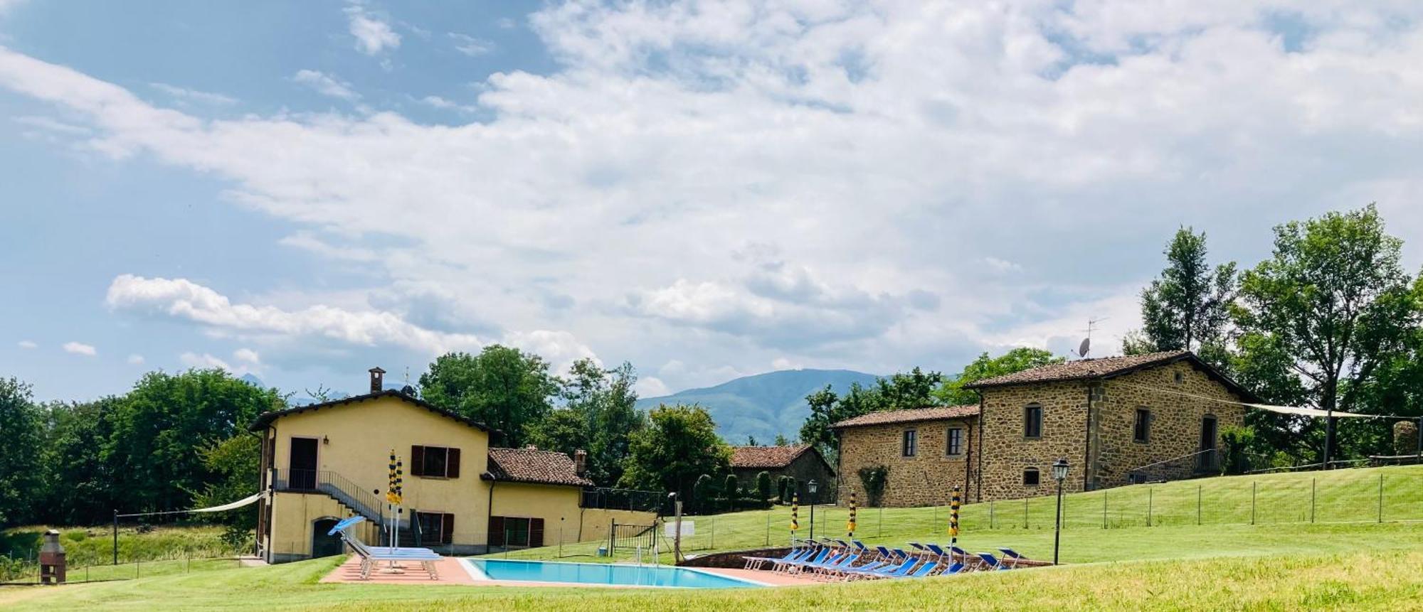 Agriturismo Tramonti 카스틸리오네 디 가르파냐나 외부 사진